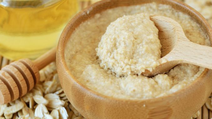 Honey and Oatmeal Face Mask