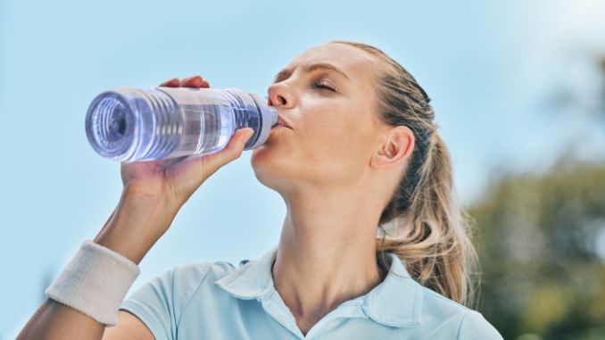 Stay hydrated-debloating