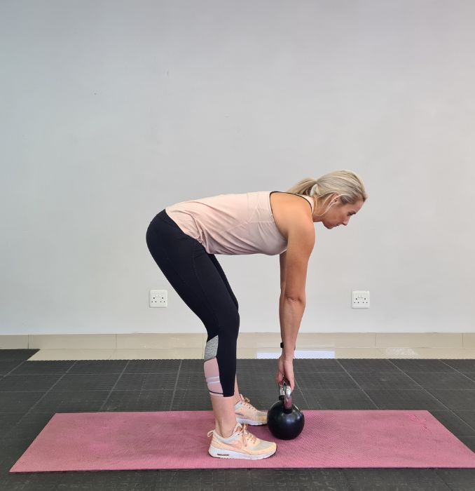 Romanian Deadlift with KettleBell - start.jpg