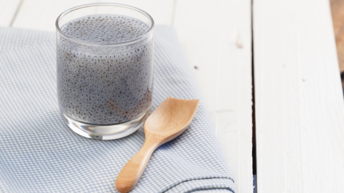 How to Incorporate Chia Seed Water into your Routine